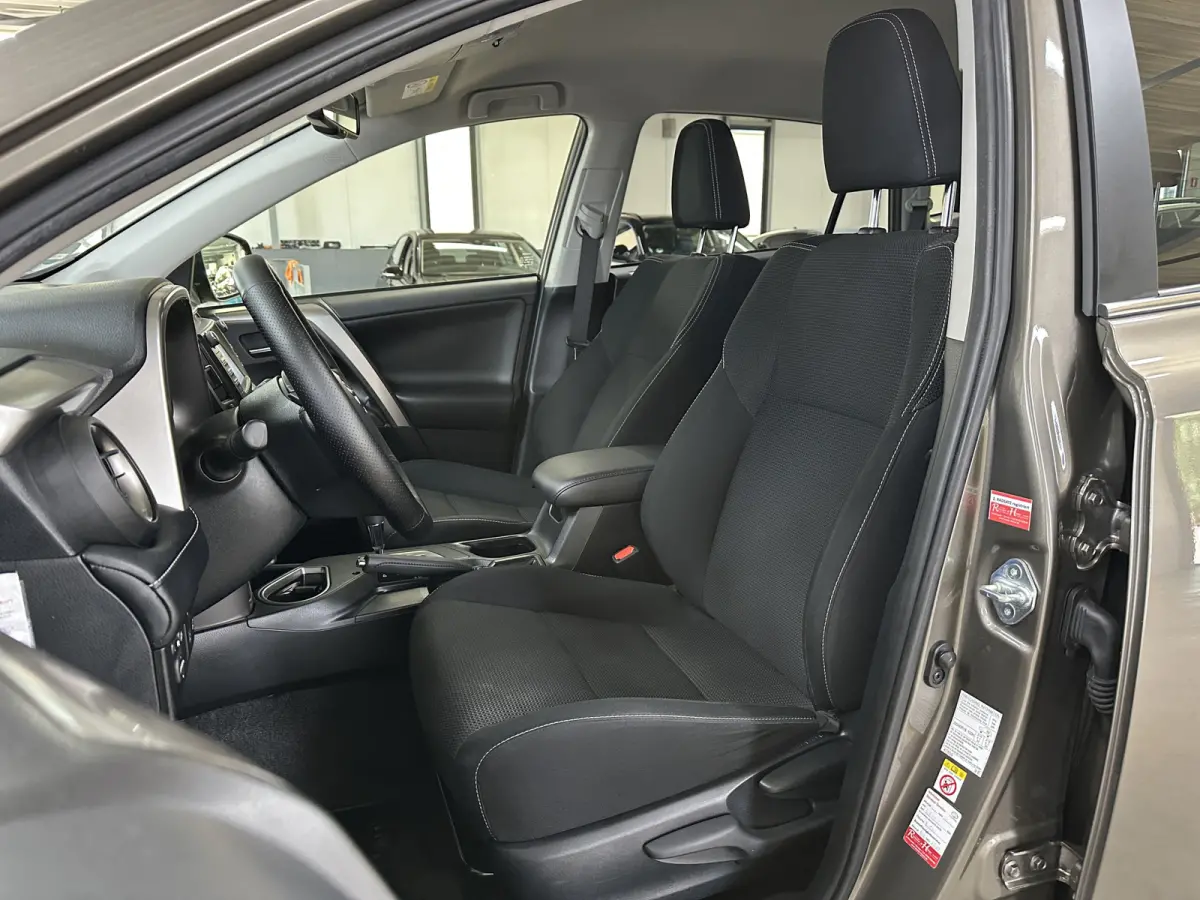 2.5 Hybrid Dynamic Sport | Navi | Camera |