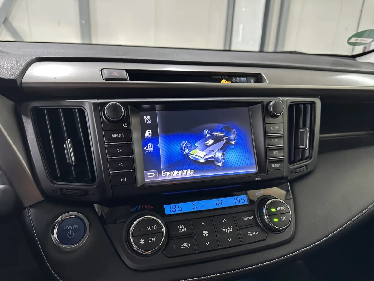 2.5 Hybrid Dynamic Sport | Navi | Camera |