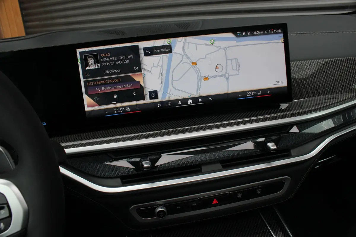 XDrive50e High Executive / HEAD-UP / PANO-DAK / 4-WHEEL STRURING / LUCHTVERING / DRIVING ASSISANT / SOFTCLOSE / M-SEATS