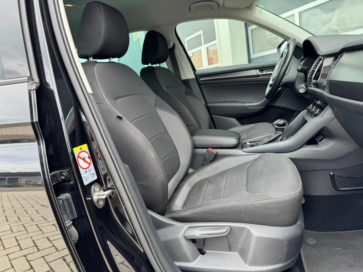 1.5 TSI Sportline Business | LED | Camera | CarPlay | Climate | Cruise | Navigatie | Stoelverwarming