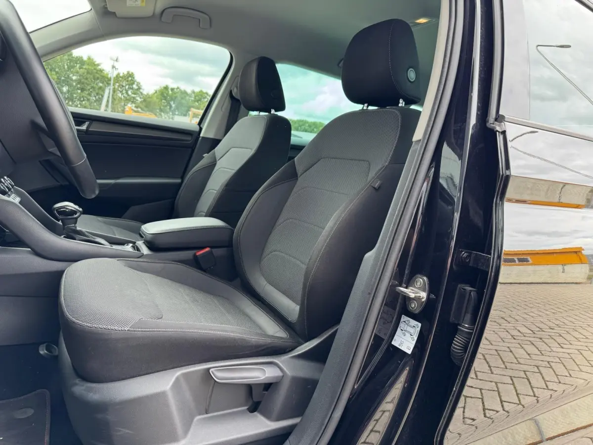 1.5 TSI Sportline Business | LED | Camera | CarPlay | Climate | Cruise | Navigatie | Stoelverwarming
