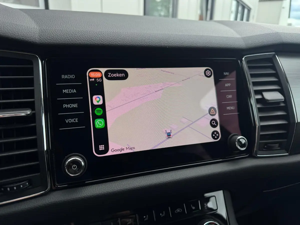 1.5 TSI Sportline Business | LED | Camera | CarPlay | Climate | Cruise | Navigatie | Stoelverwarming