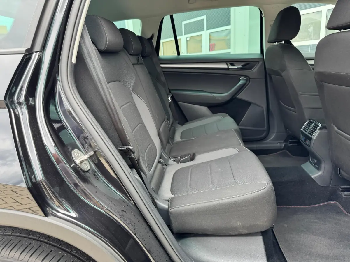 1.5 TSI Sportline Business | LED | Camera | CarPlay | Climate | Cruise | Navigatie | Stoelverwarming