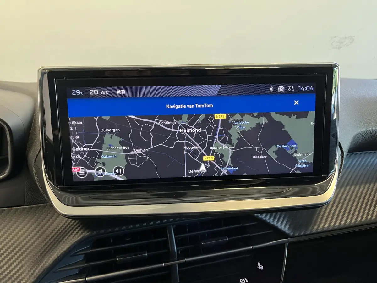 Hybrid 100 Automaat Allure Navigatie Apple Carplay/ Android Auto Camera Parkeersensoren Adaptive Cruise Control Stoelverwarming Ledverlichting Climate control