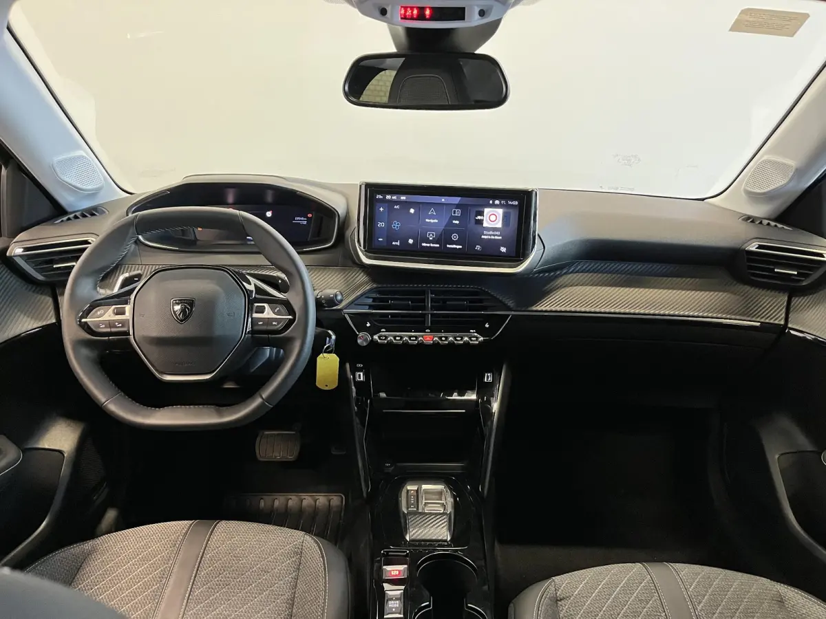 Hybrid 100 Automaat Allure Navigatie Apple Carplay/ Android Auto Camera Parkeersensoren Adaptive Cruise Control Stoelverwarming Ledverlichting Climate control