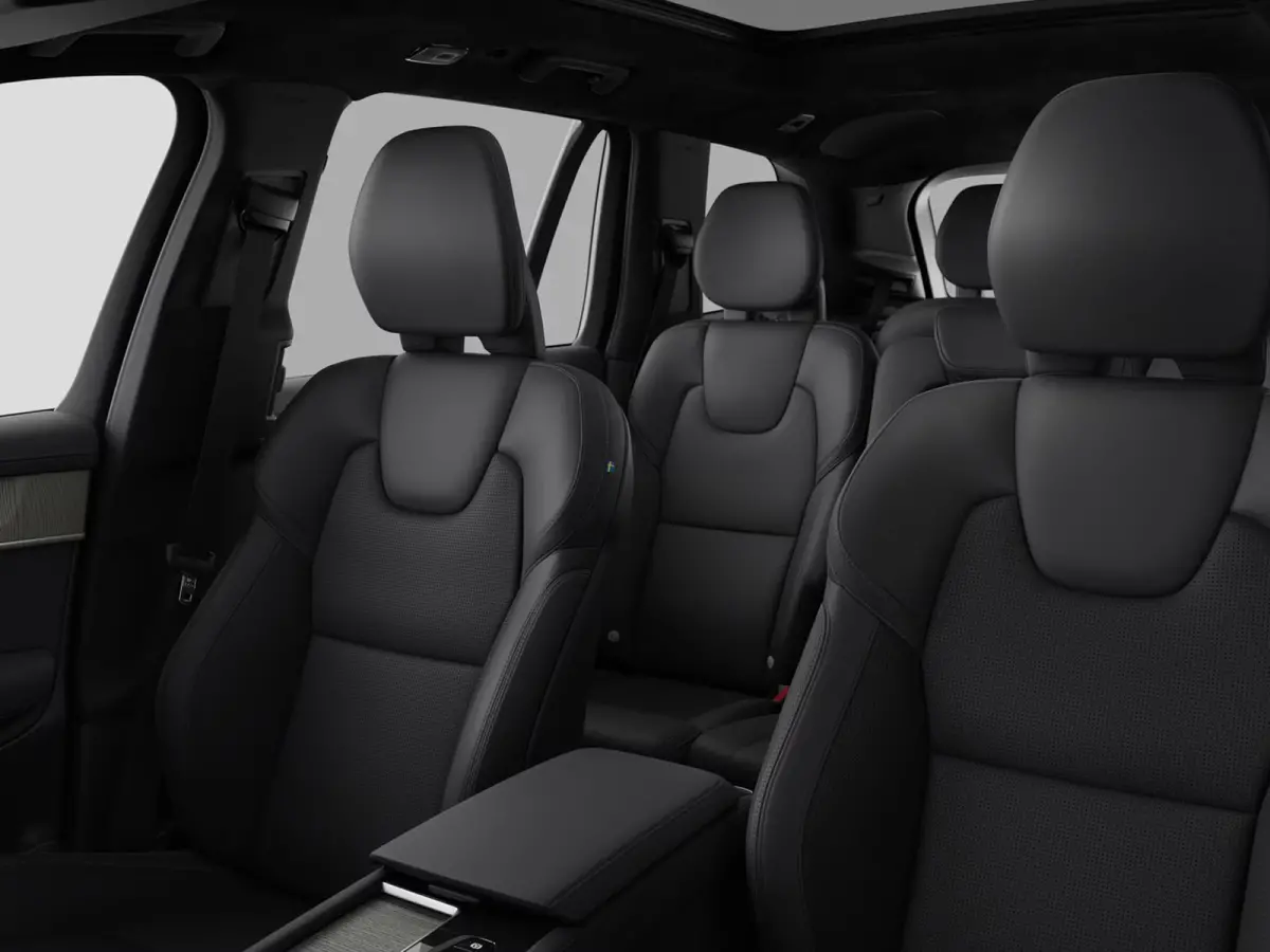 T8 Plug-in hybrid AWD Ultra Dark Exec. Ed. | Panoramadak | 360° camera | Bowers & Wilkins | Luchtvering | Head-up display | Stoelventilatie | Trekhaak