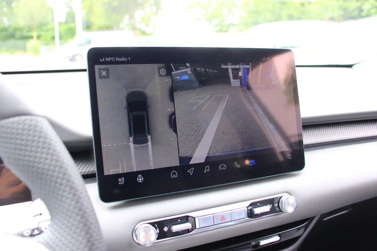 Luxury 64 kWh | 360° CAMERA | STOEL + STUURVERWARMING | ADAPTIVE CRUISE | DODE HOEK | PARK SENS V+A | ELEKTR. STOEL | STREAMINGS DIENSTEN