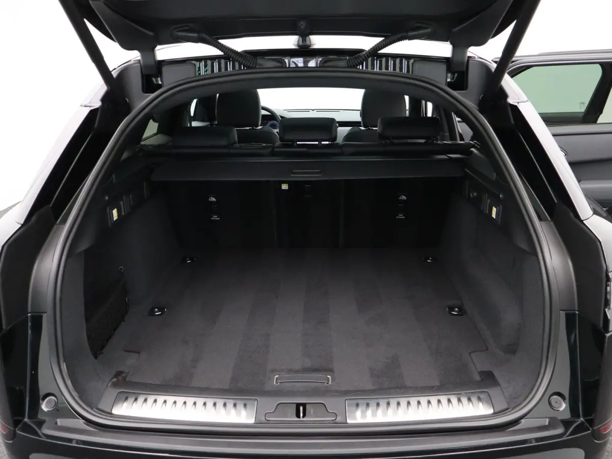 2.0 P400e AWD Dynamic SE PHEV | Panoramisch schuifdak | Cold Climate & Black Pack | Adaptieve CC | 20'' wielen |