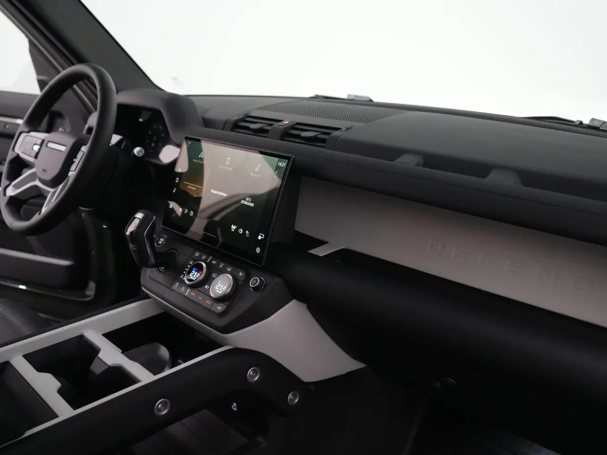2.0 P300e PHEV S Forest Edition | Comfort Pack | Convenience Pack | ClearSight binnenspiegel | Meridian Sound System | Panoramadak |