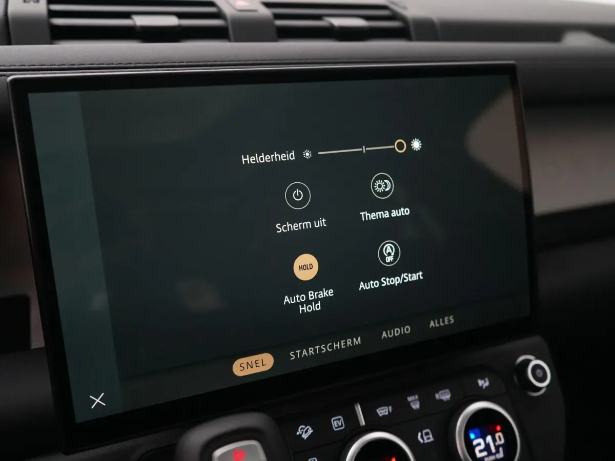 2.0 P300e PHEV S Forest Edition | Comfort Pack | Convenience Pack | ClearSight binnenspiegel | Meridian Sound System | Panoramadak |