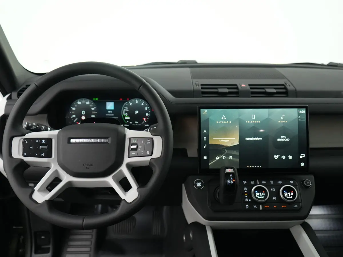 2.0 P300e PHEV S Forest Edition | Comfort Pack | Convenience Pack | ClearSight binnenspiegel | Meridian Sound System | Panoramadak |