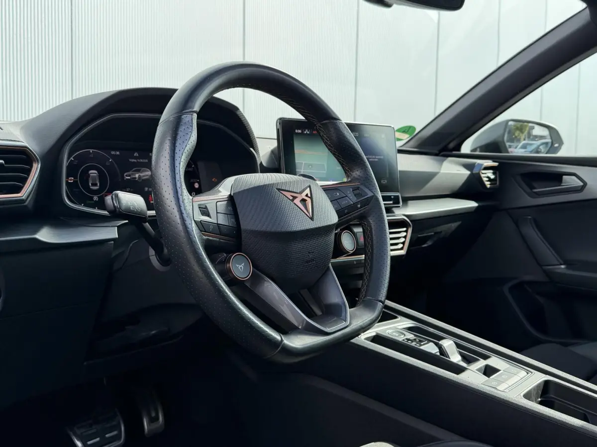 1.4 TSI eHybrid PHEV VZ Performance|PANO