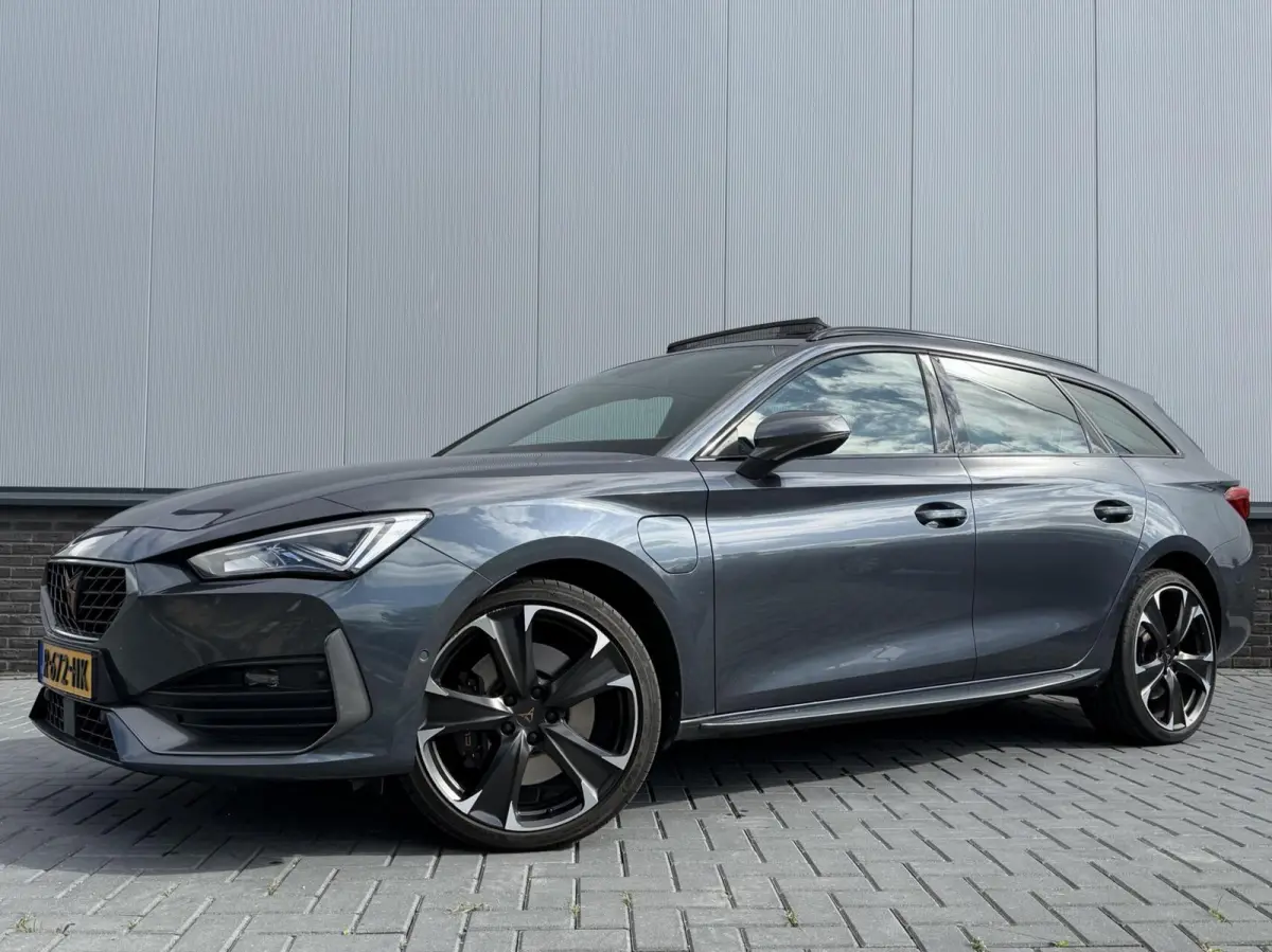 1.4 TSI eHybrid PHEV VZ Performance|PANO