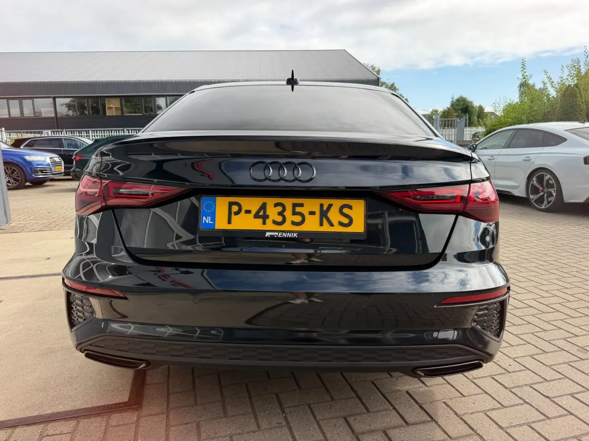 35 TFSI S edition S-Line / Matrix LED / Virtual / BTW / Black Pack .