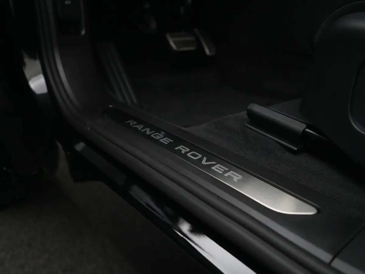 1.5 P270e PHEV AWD Business Dynamic Edition | Panoramisch schuifdak | Cold Climate Pack | Black Exterior Styling Pack |
