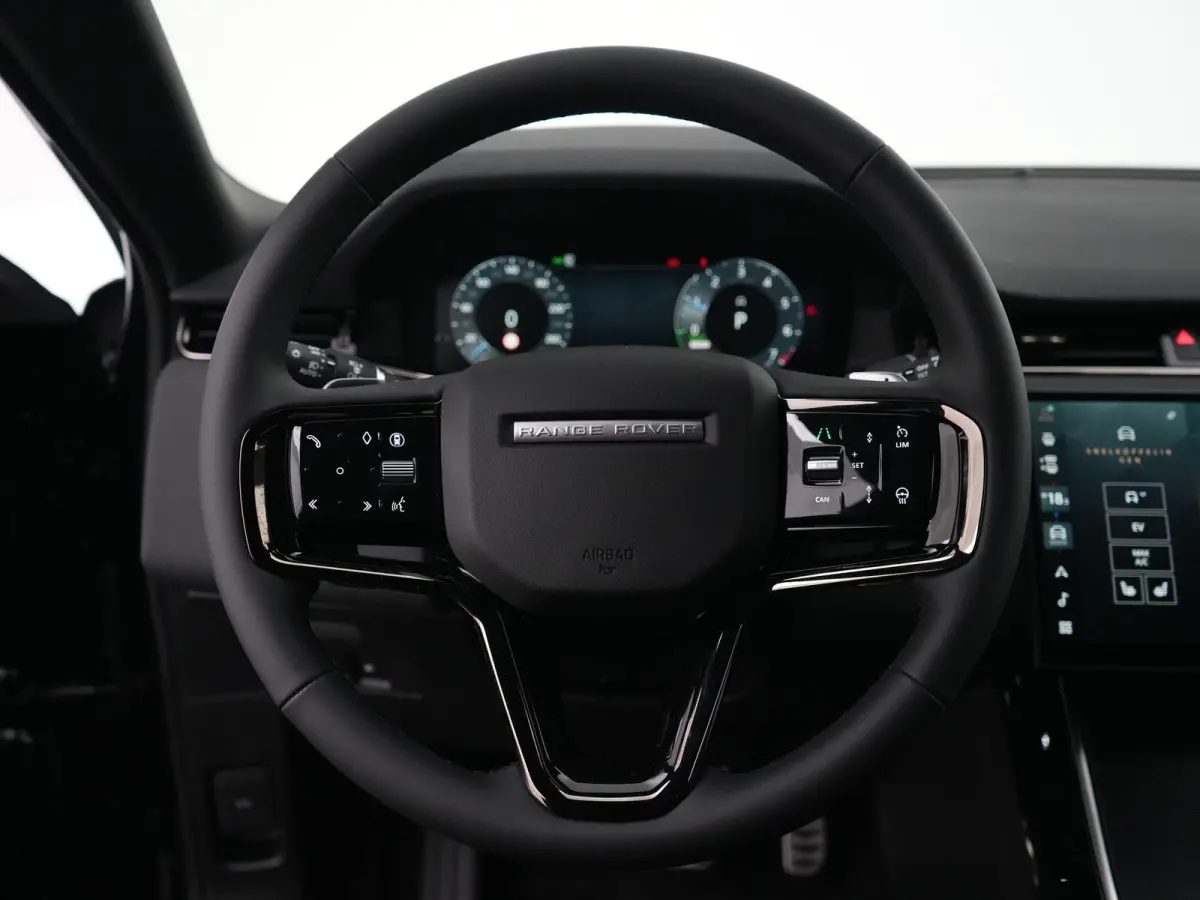 1.5 P270e PHEV AWD Business Dynamic Edition | Panoramisch schuifdak | Cold Climate Pack | Black Exterior Styling Pack |
