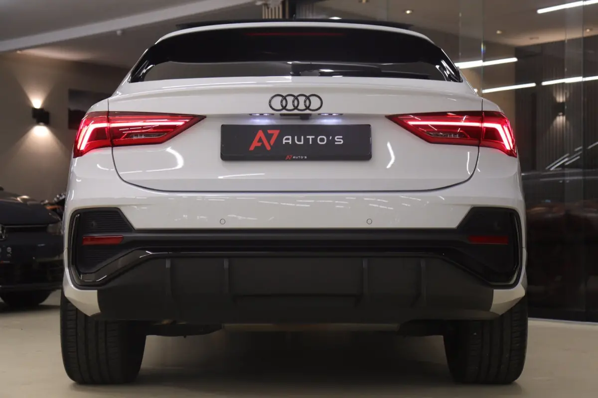 45 TFSI e S Edition 3X S-Line /PANO/KEYLES/STOELV/CARPLAY/VOL