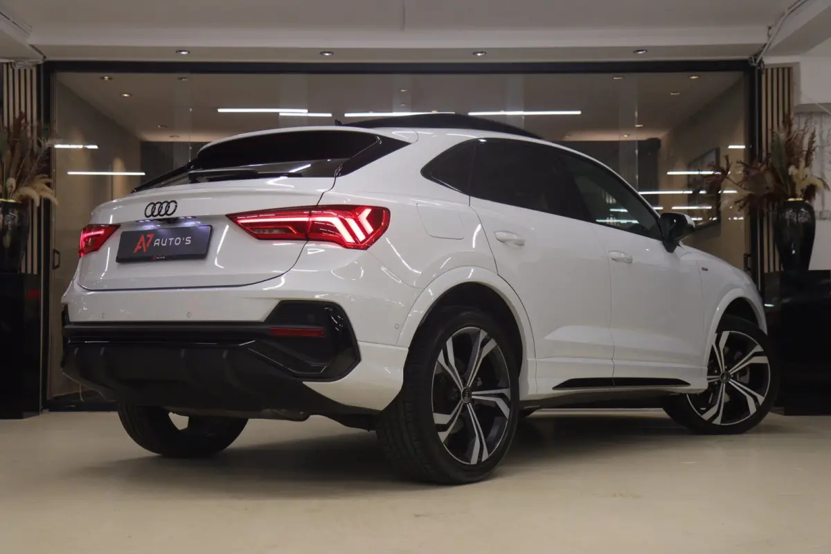 45 TFSI e S Edition 3X S-Line /PANO/KEYLES/STOELV/CARPLAY/VOL
