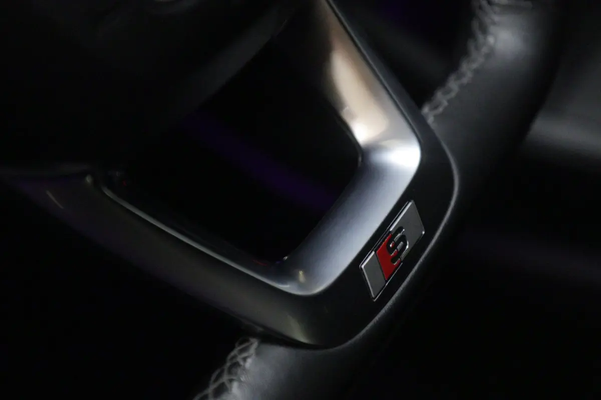 45 TFSI e S Edition 3X S-Line /PANO/KEYLES/STOELV/CARPLAY/VOL