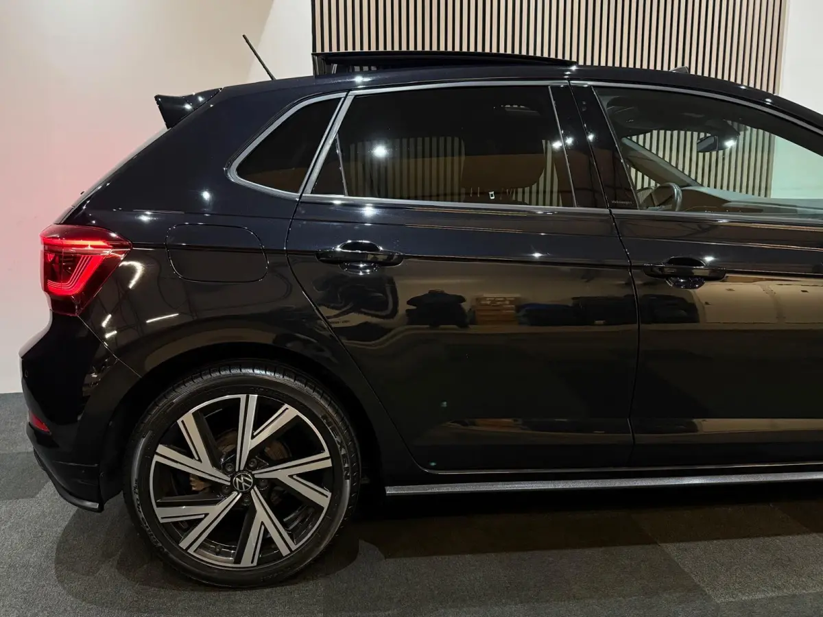1.0 TSI R-Line Business originele km's Pano Navi Led IQ Lights