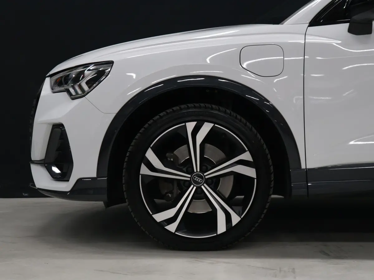 45 TFSI e Edition [TREKHAAK, APPLE CARPLAY, ANDROID AUTO, CAMERA, STOELVERWARMING, ADAPTIVE CRUISE, DODE HOEK DETECTIE, CLIMATE, NIEUWSTAAT]