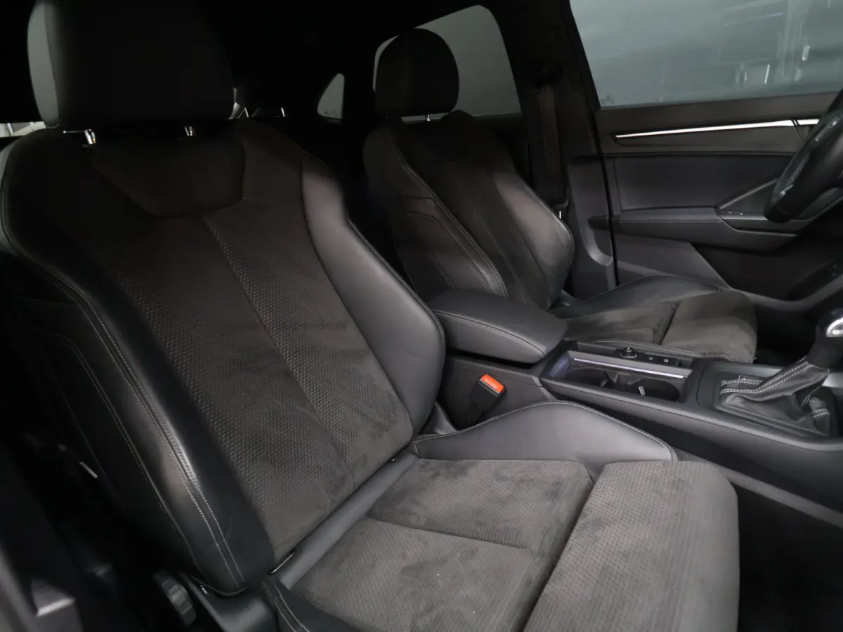 45 TFSI e Edition [TREKHAAK, APPLE CARPLAY, ANDROID AUTO, CAMERA, STOELVERWARMING, ADAPTIVE CRUISE, DODE HOEK DETECTIE, CLIMATE, NIEUWSTAAT]