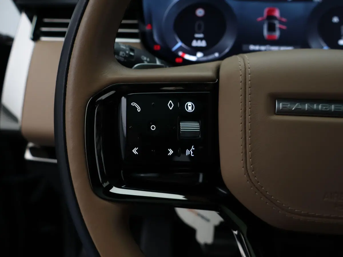 3.0 P550e Autobiography PHEV | Signature Audio | 4-Wheel Steering | Alcantara Hemelbekleding | Cold Climate Pack
