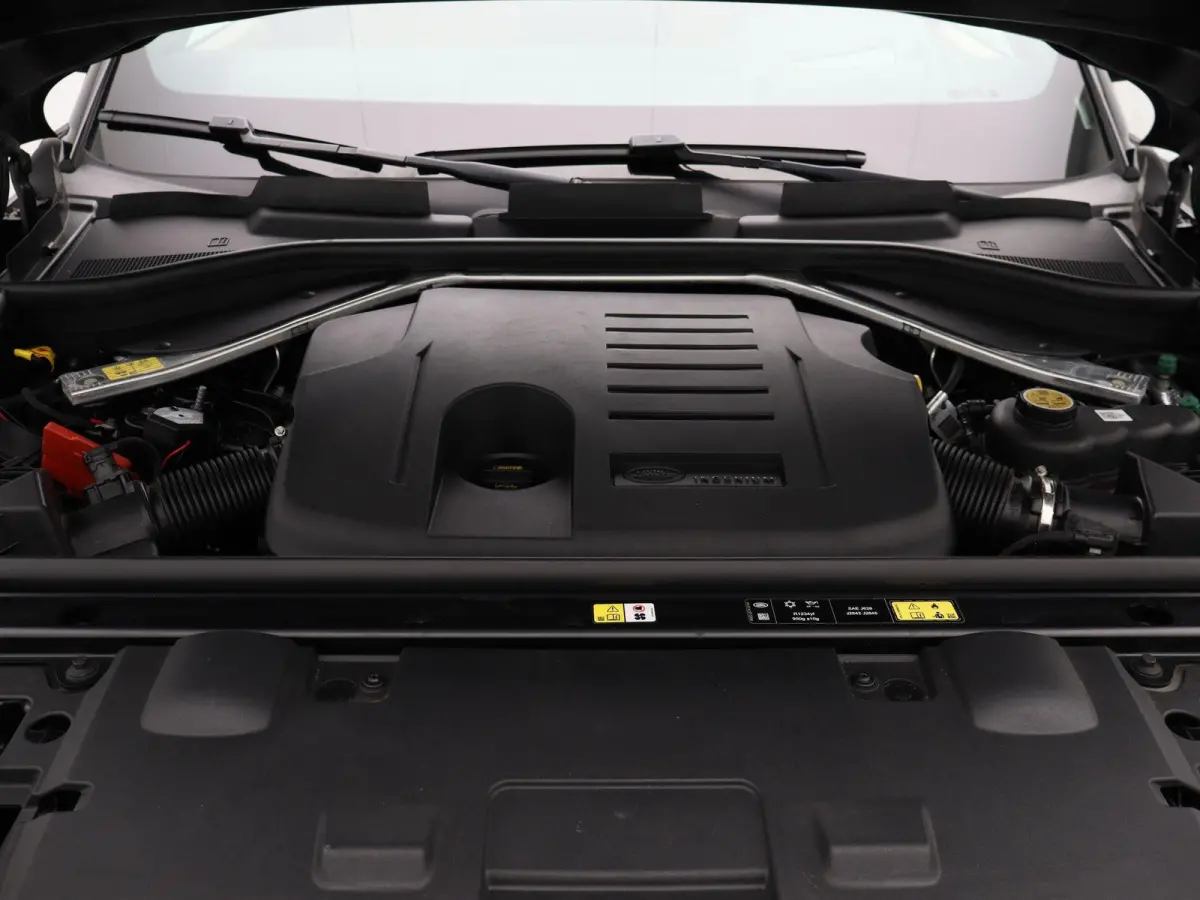 3.0 P550e Autobiography PHEV | Signature Audio | 4-Wheel Steering | Alcantara Hemelbekleding | Cold Climate Pack