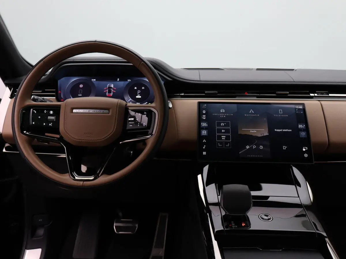 3.0 P550e Autobiography PHEV | Signature Audio | 4-Wheel Steering | Alcantara Hemelbekleding | Cold Climate Pack
