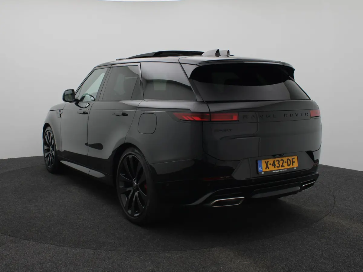 3.0 P550e Autobiography PHEV | Signature Audio | 4-Wheel Steering | Alcantara Hemelbekleding | Cold Climate Pack
