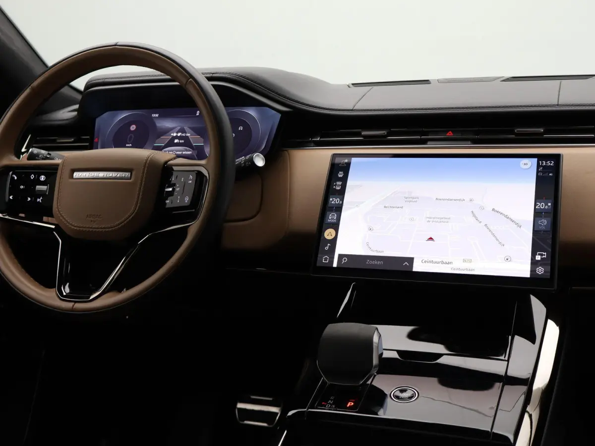 3.0 P550e Autobiography PHEV | Signature Audio | 4-Wheel Steering | Alcantara Hemelbekleding | Cold Climate Pack