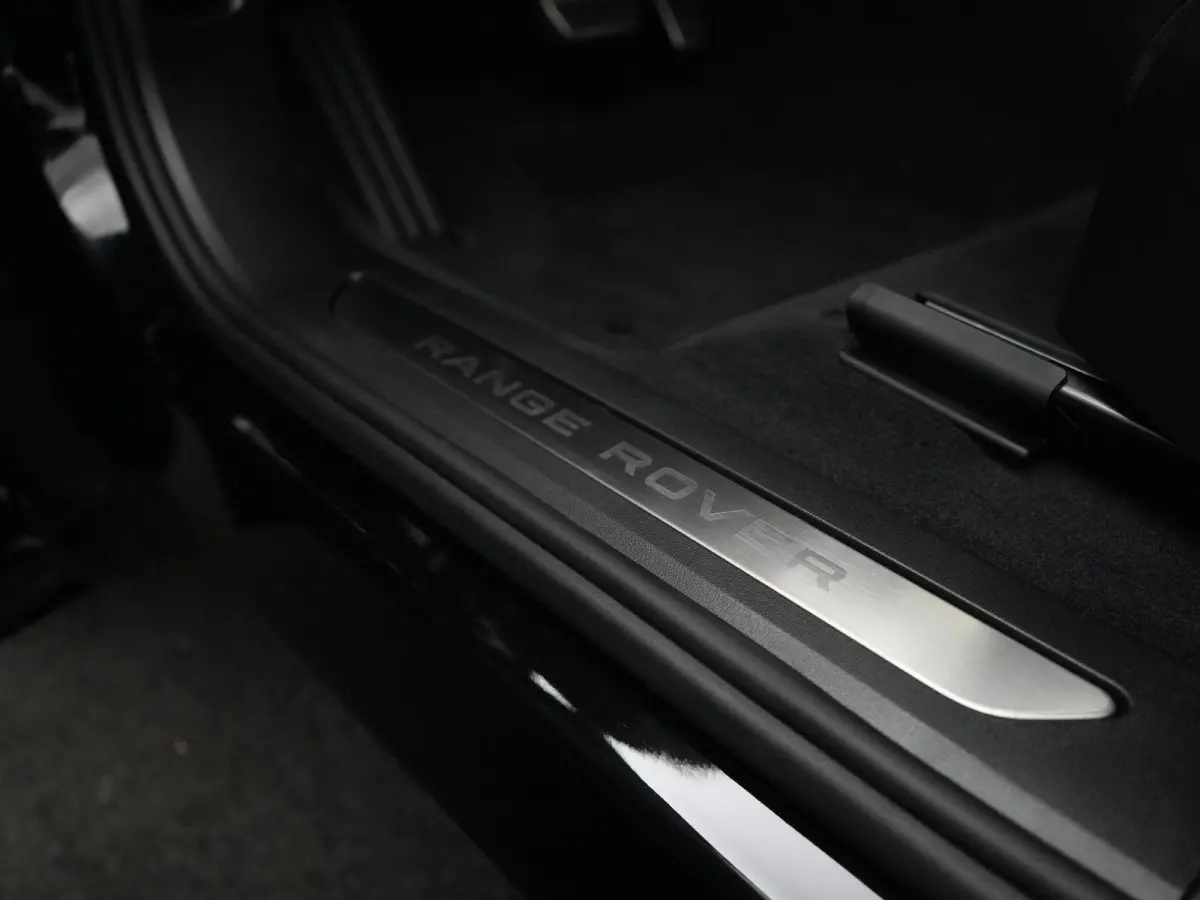 1.5 P270e PHEV Business Dynamic Edition | Cold Climate Pack | Black Exterior Pack | Elektrische Trekhaak
