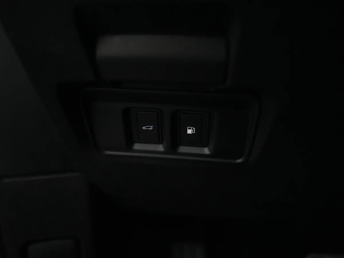 1.5 P270e PHEV Business Dynamic Edition | Cold Climate Pack | Black Exterior Pack | Elektrische Trekhaak