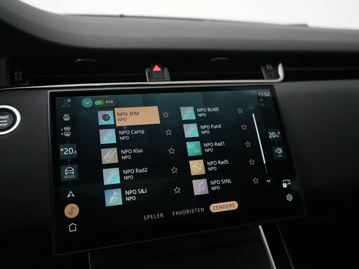 1.5 P270e PHEV Business Dynamic Edition | Cold Climate Pack | Black Exterior Pack | Elektrische Trekhaak