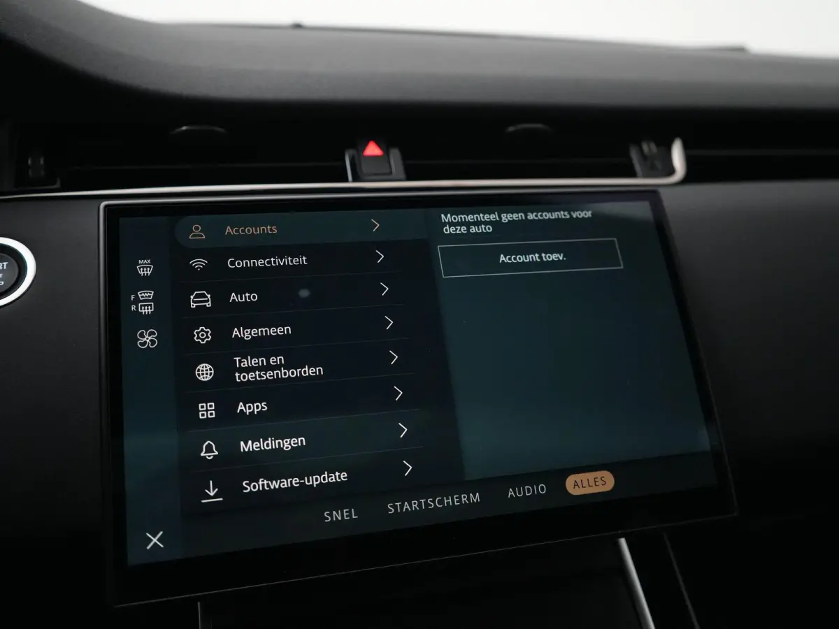 1.5 P270e PHEV Business Dynamic Edition | Cold Climate Pack | Black Exterior Pack | Elektrische Trekhaak