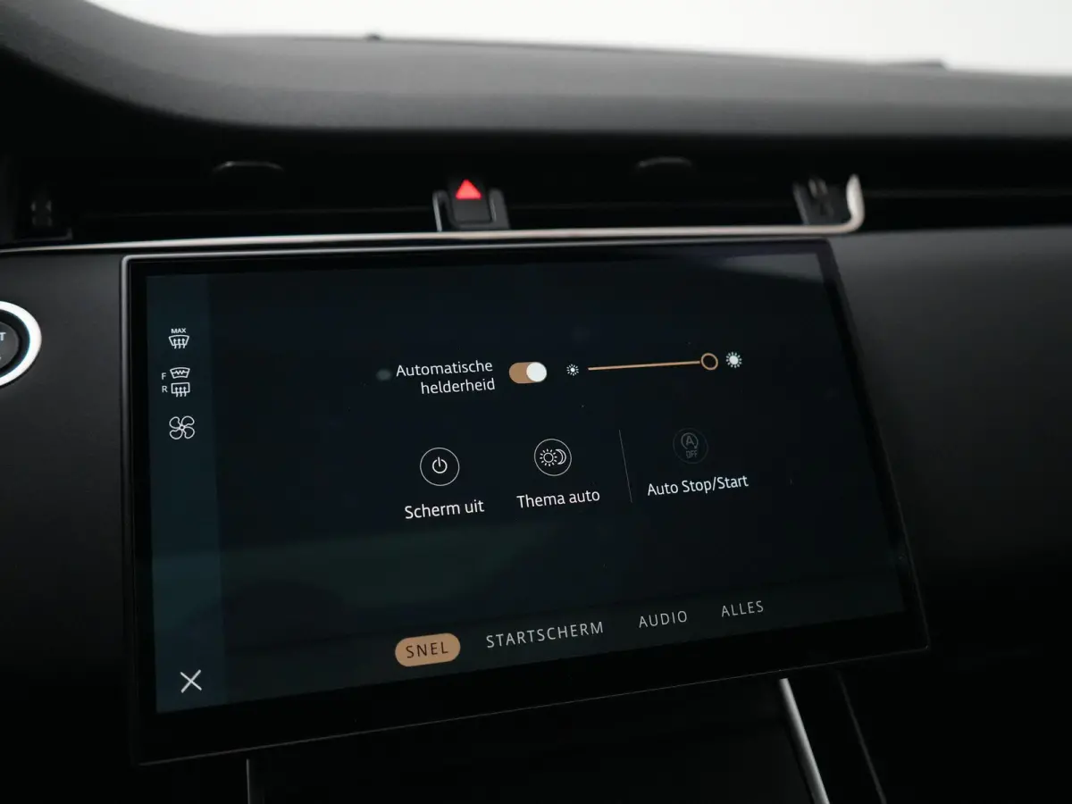 1.5 P270e PHEV Business Dynamic Edition | Cold Climate Pack | Black Exterior Pack | Elektrische Trekhaak