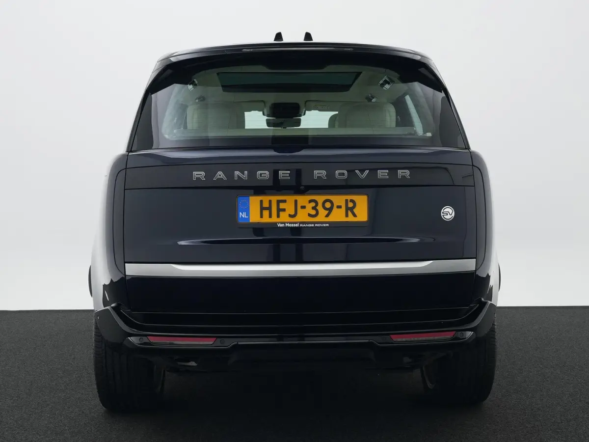 3.0 P550e SV PHEV | SV Convenience Pack | Mohair mattenset | SV 23inch Velgen