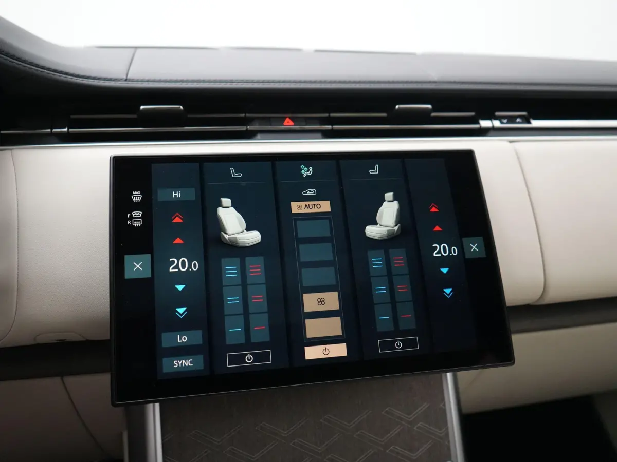 3.0 P550e SV PHEV | SV Convenience Pack | Mohair mattenset | SV 23inch Velgen