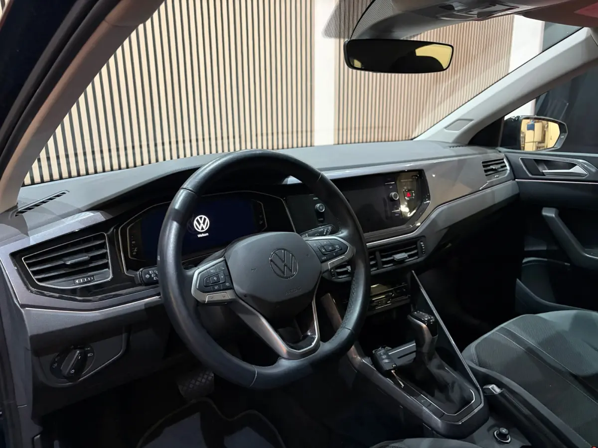 1.0 TSI Style DSG Virtual IQ LIghts Navi