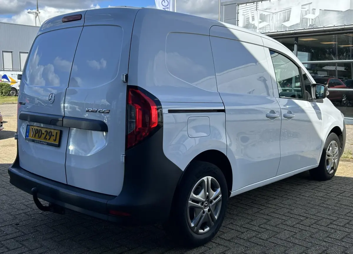108 CDI L1 Pro | NIEUWE MODEL | Trekhaak | Airco | 2 Sleutels |