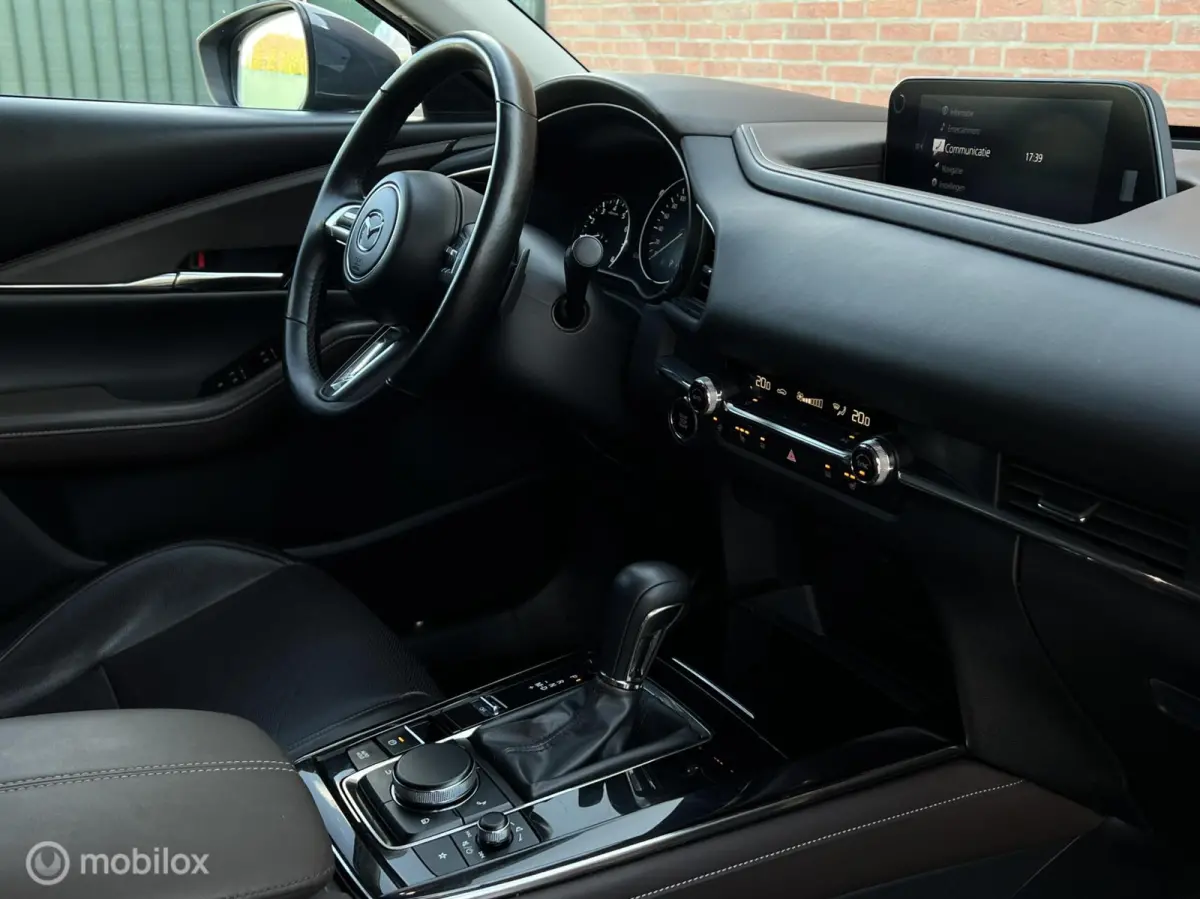 2.0 e-SkyActiv-G M Hybrid Comfort | 360° Camera | BOSE | Leer | HUD | Stuurverw. | Stoelverw.