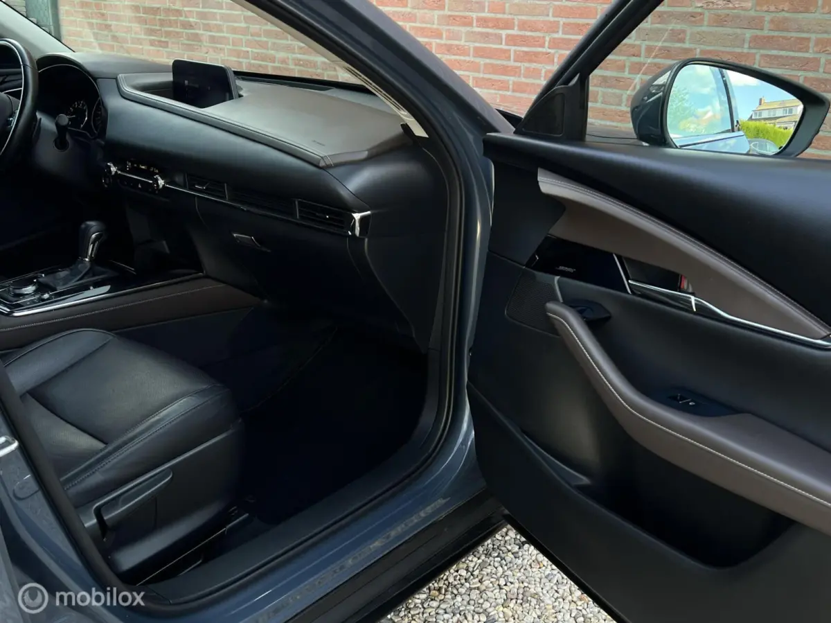 2.0 e-SkyActiv-G M Hybrid Comfort | 360° Camera | BOSE | Leer | HUD | Stuurverw. | Stoelverw.