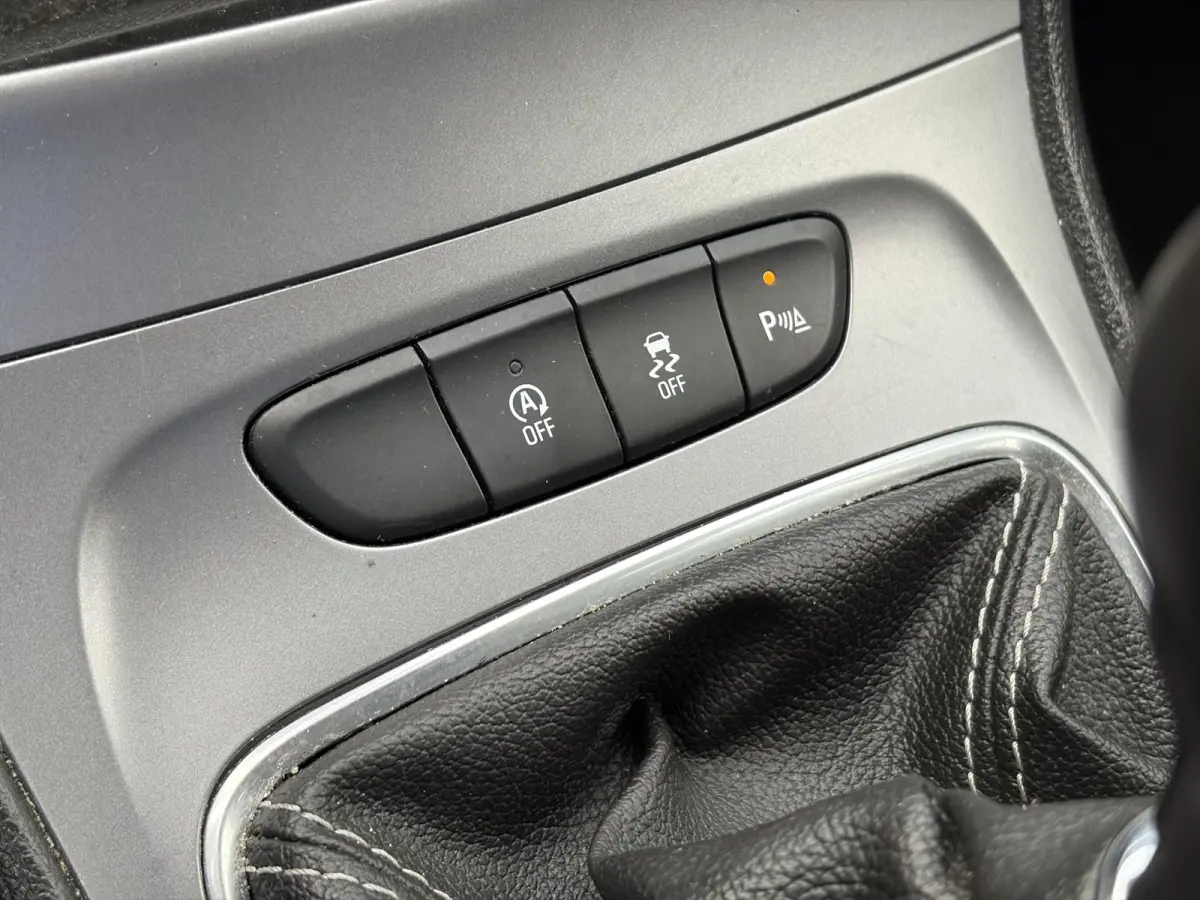 1.2 Edition ✓131pk✓2e Eigenaar✓Trekhaak✓Navi✓Airco✓Cruise✓Pdc V+A✓Lm velgen✓Dealer Onderhouden✓Comfortstoelen✓N.A.P✓Apk tot 07-2028