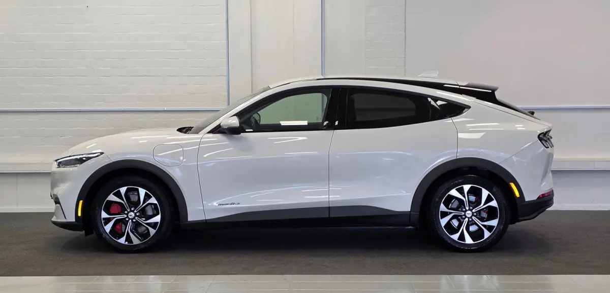 RWD 75 kWh SOH 92,1% 1e Eigenaar Trekhaak Leder Mooi!