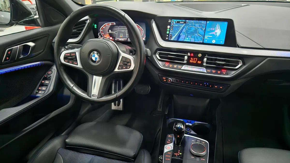 118i M-Sport | Orig. NL | PANO | Sfeerverl. | Carplay | ACC