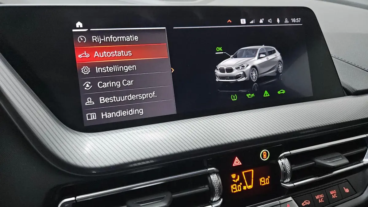 118i M-Sport | Orig. NL | PANO | Sfeerverl. | Carplay | ACC