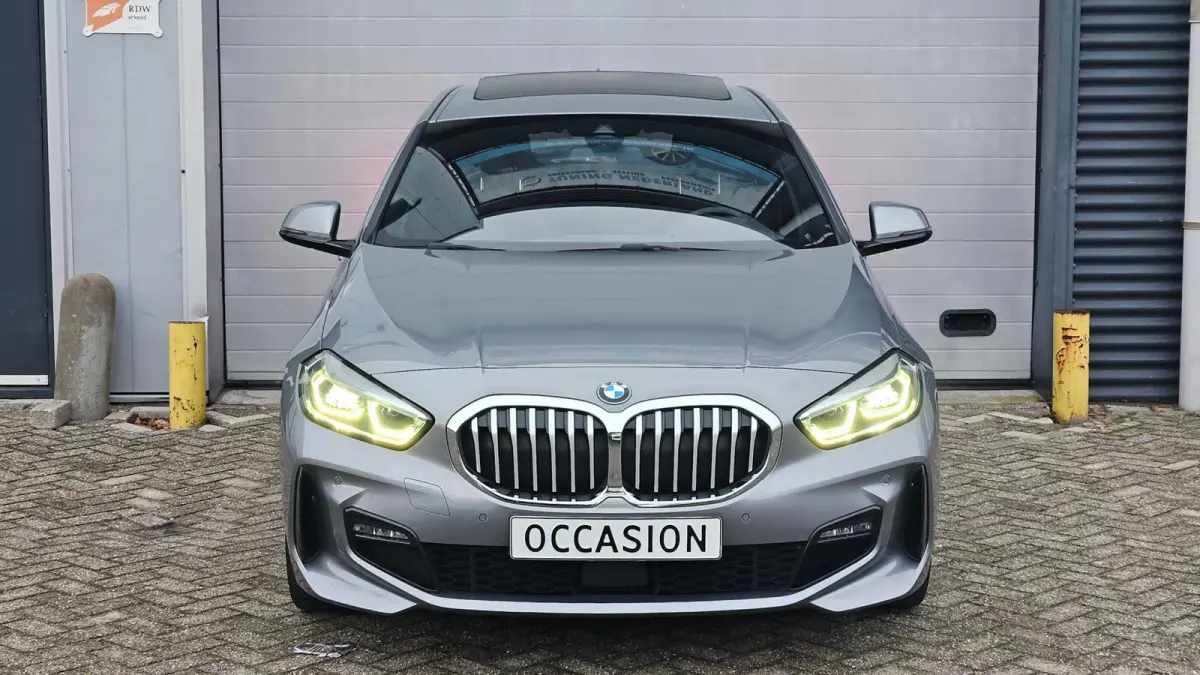 118i M-Sport | Orig. NL | PANO | Sfeerverl. | Carplay | ACC