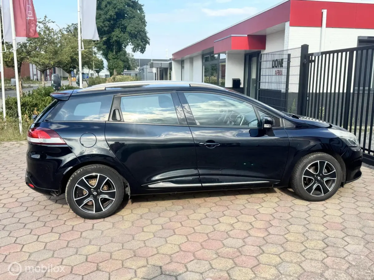 0.9 TCe Limited NL Auto geen import !