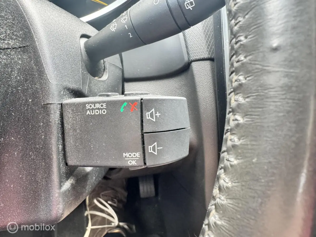 0.9 TCe Limited NL Auto geen import !