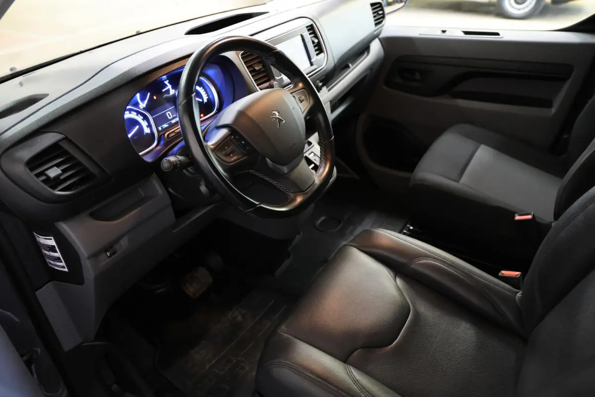 Premium 75 kWh LANG Camera Carplay